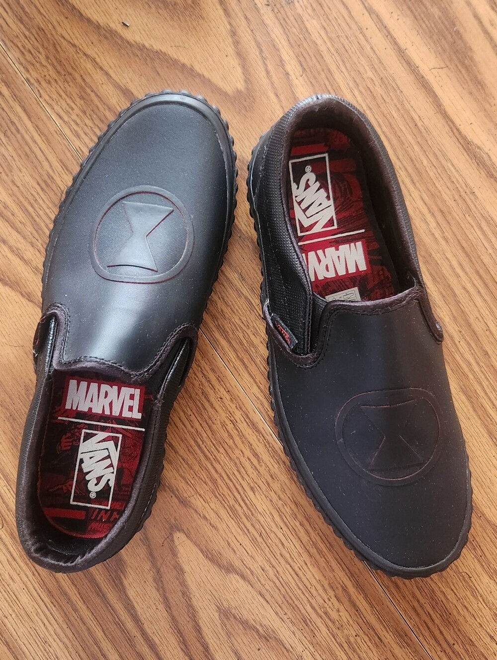 Vans X Marvel Classic Slip-Ons Black Widow Special Edition Unisex